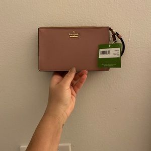 Kate spade Mauve wristlet brand new